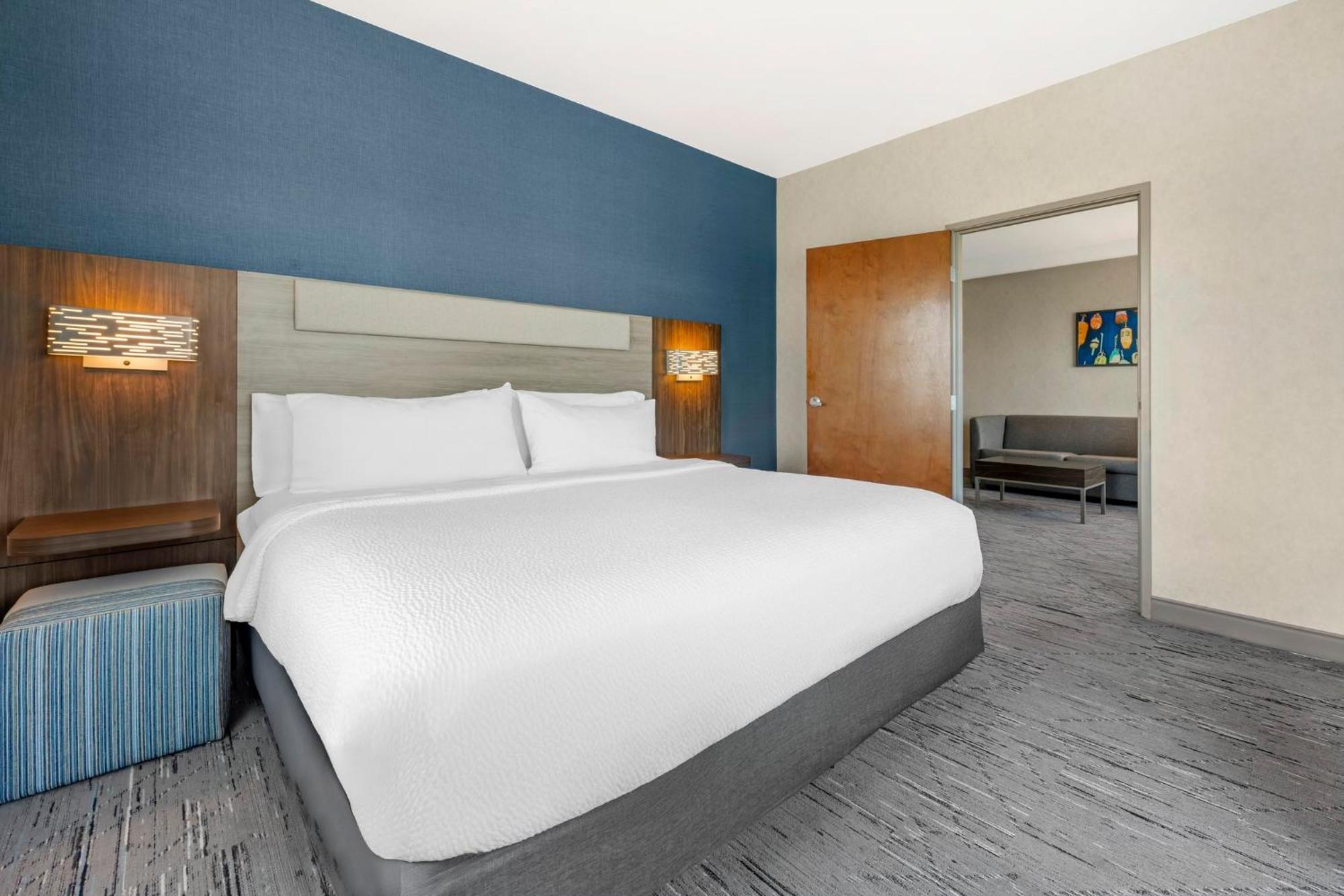 Holiday Inn Express Hotel & Suites Astoria By Ihg Exterior foto