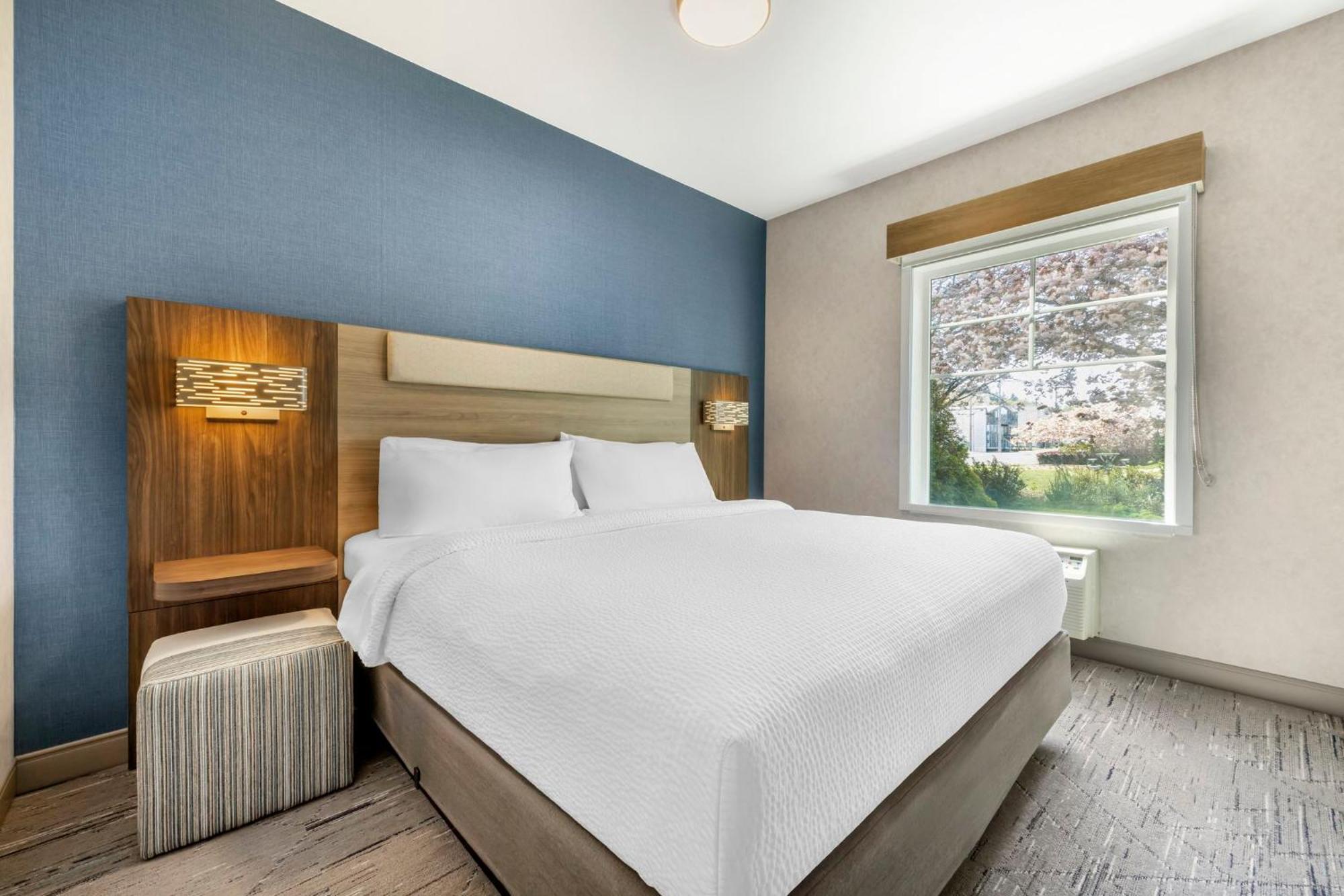 Holiday Inn Express Hotel & Suites Astoria By Ihg Exterior foto