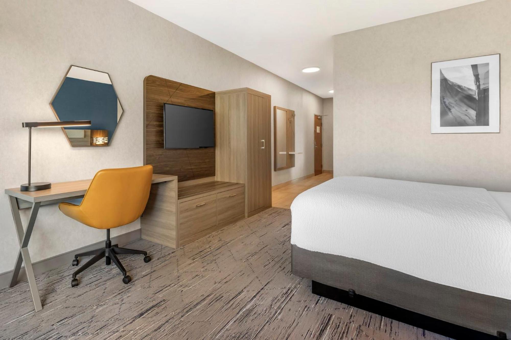 Holiday Inn Express Hotel & Suites Astoria By Ihg Exterior foto
