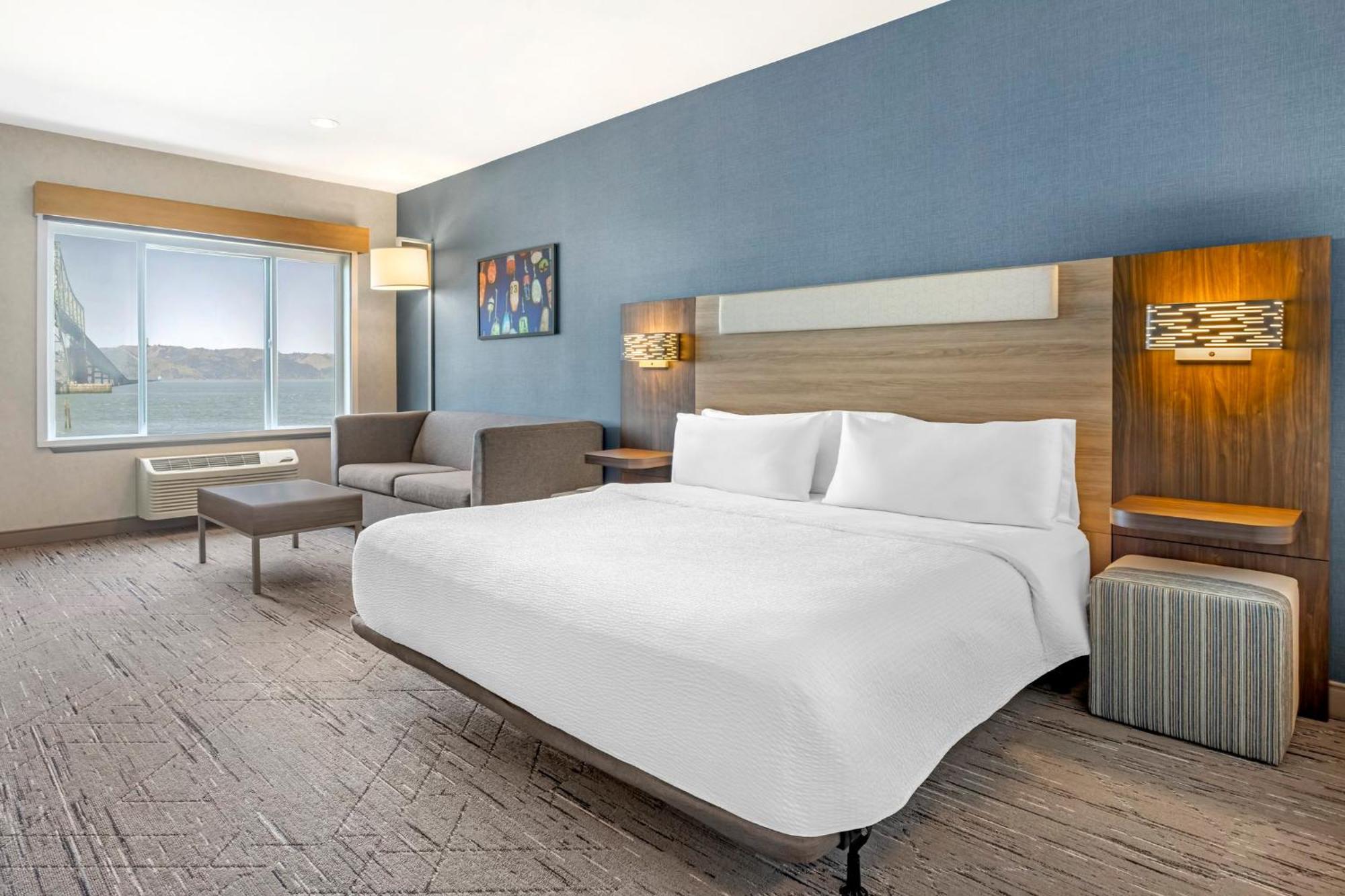 Holiday Inn Express Hotel & Suites Astoria By Ihg Exterior foto